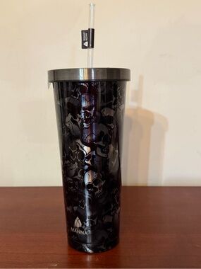 Manna Chilly Stainless Steel Tumbler 24 oz Black Skull Halloween Straw